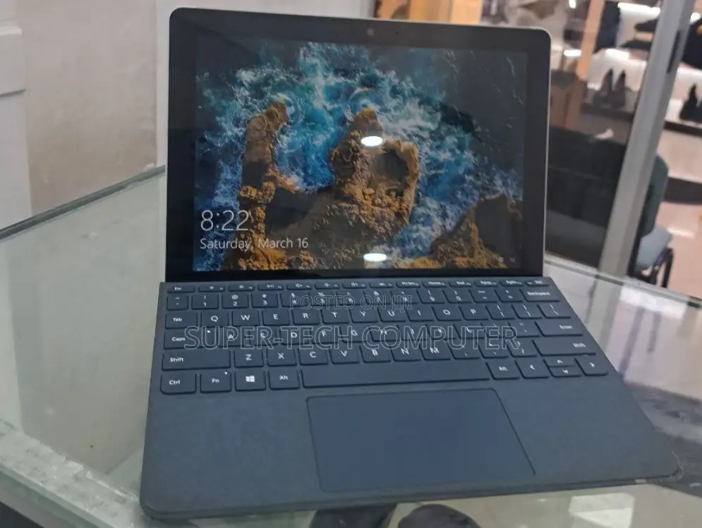 New Laptop Microsoft Surface Go 4GB Intel Core 2 Quad SSD 60GB