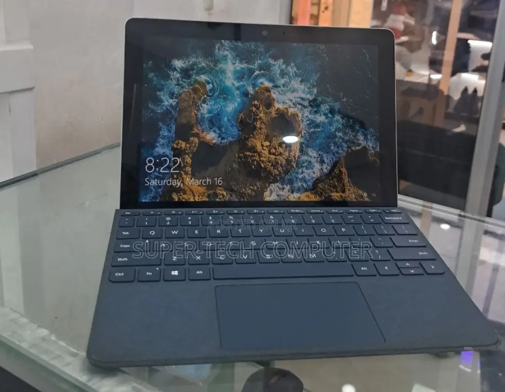 New Laptop Microsoft Surface Go 4GB Intel Core 2 Quad SSD 60GB