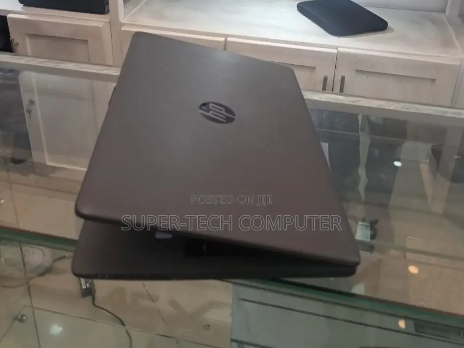 New Laptop HP Stream Notebook 8GB Intel Core I5 HDD 1T