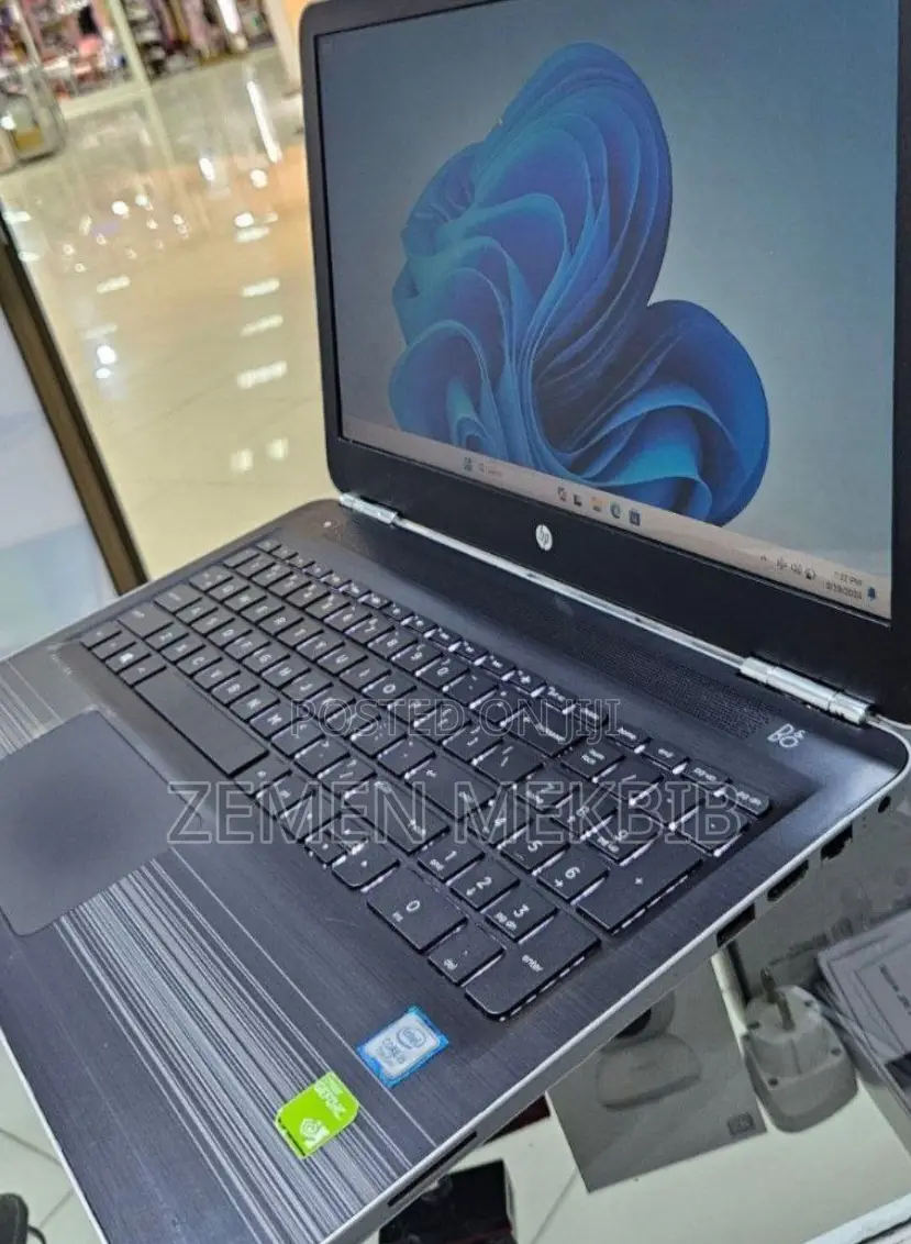 New Laptop 8GB Intel Core I5 SSD 512GB