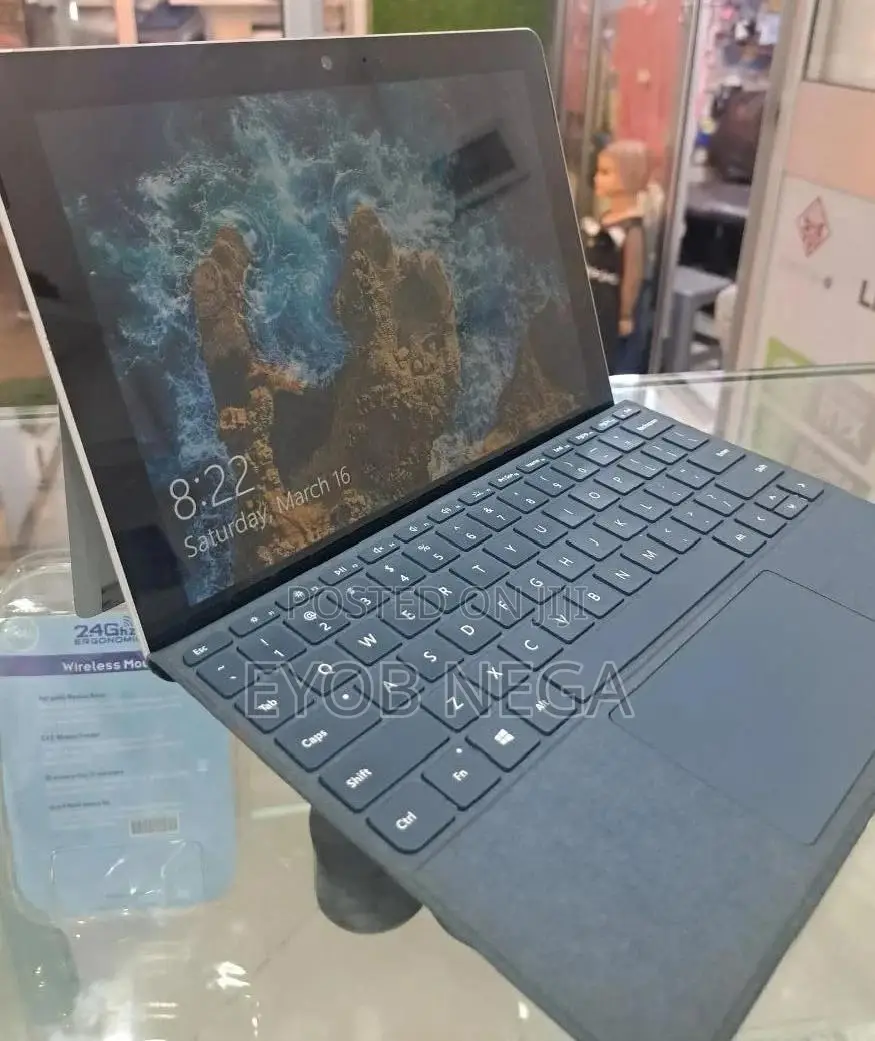 New Laptop Microsoft Surface 4GB SSD 60GB