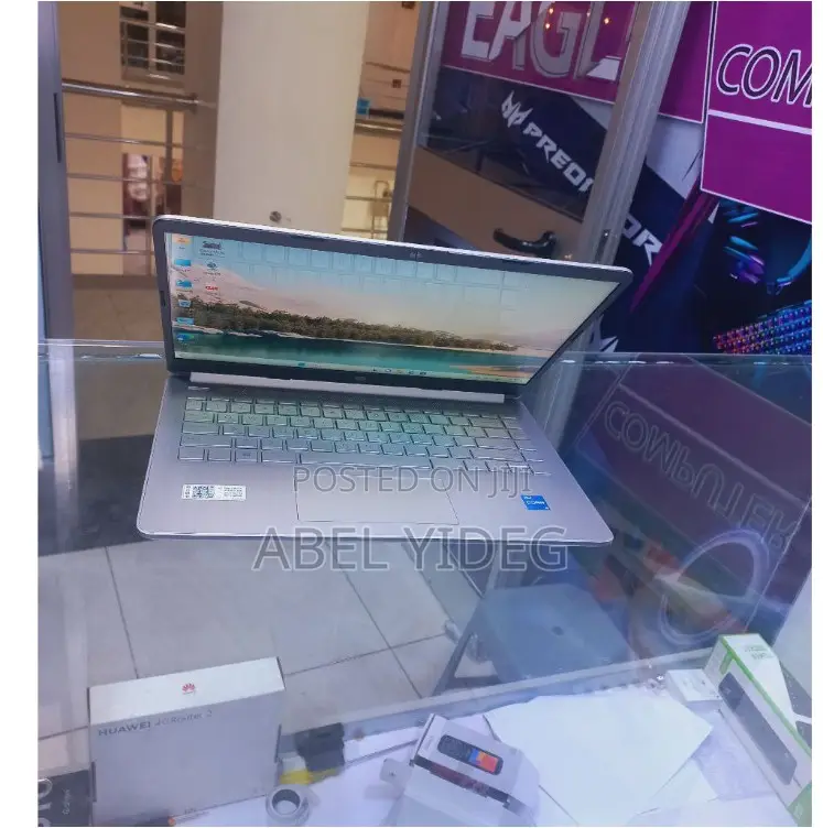 New Laptop HP Stream Notebook 16GB Intel Core I5 SSD 512GB