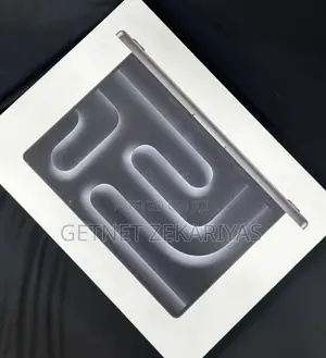 New Laptop Apple MacBook Pro 18GB Apple M3 Pro SSD 512GB