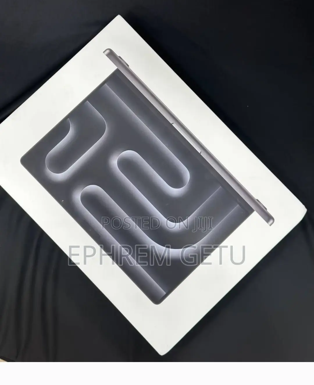 New Apple MacBook Pro 2023 M3 14-Inch 18GB Apple M3 Pro SSD 512GB