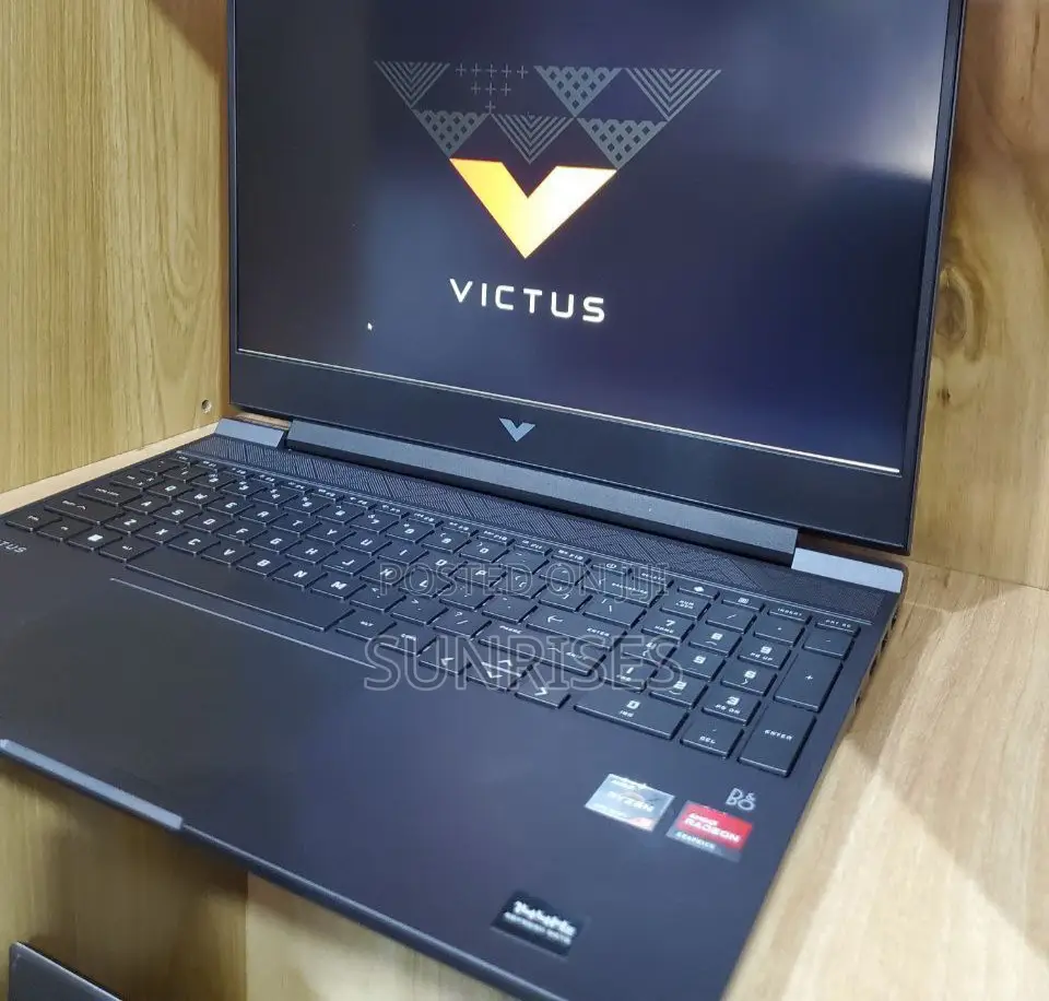 New Laptop HP Victus 16 16GB AMD Ryzen 5 SSD 512GB