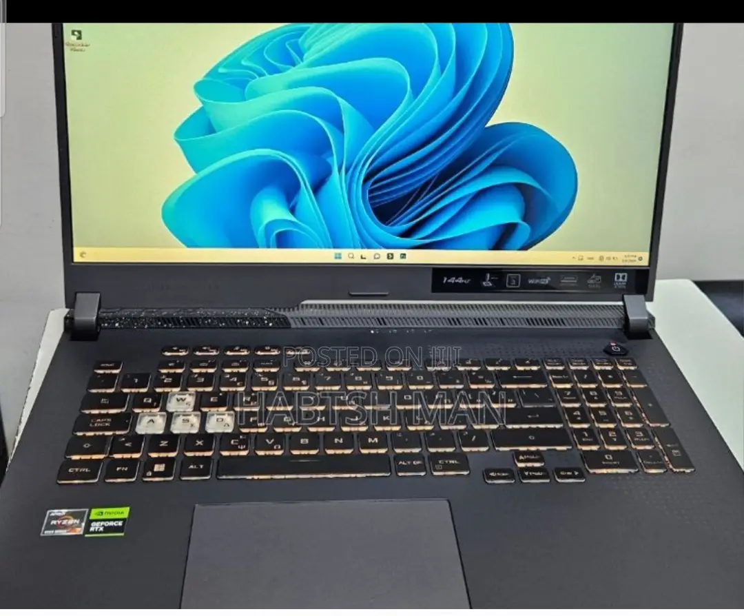 New Laptop Asus ROG Strix G15 16GB AMD Ryzen 7 SSD 1T