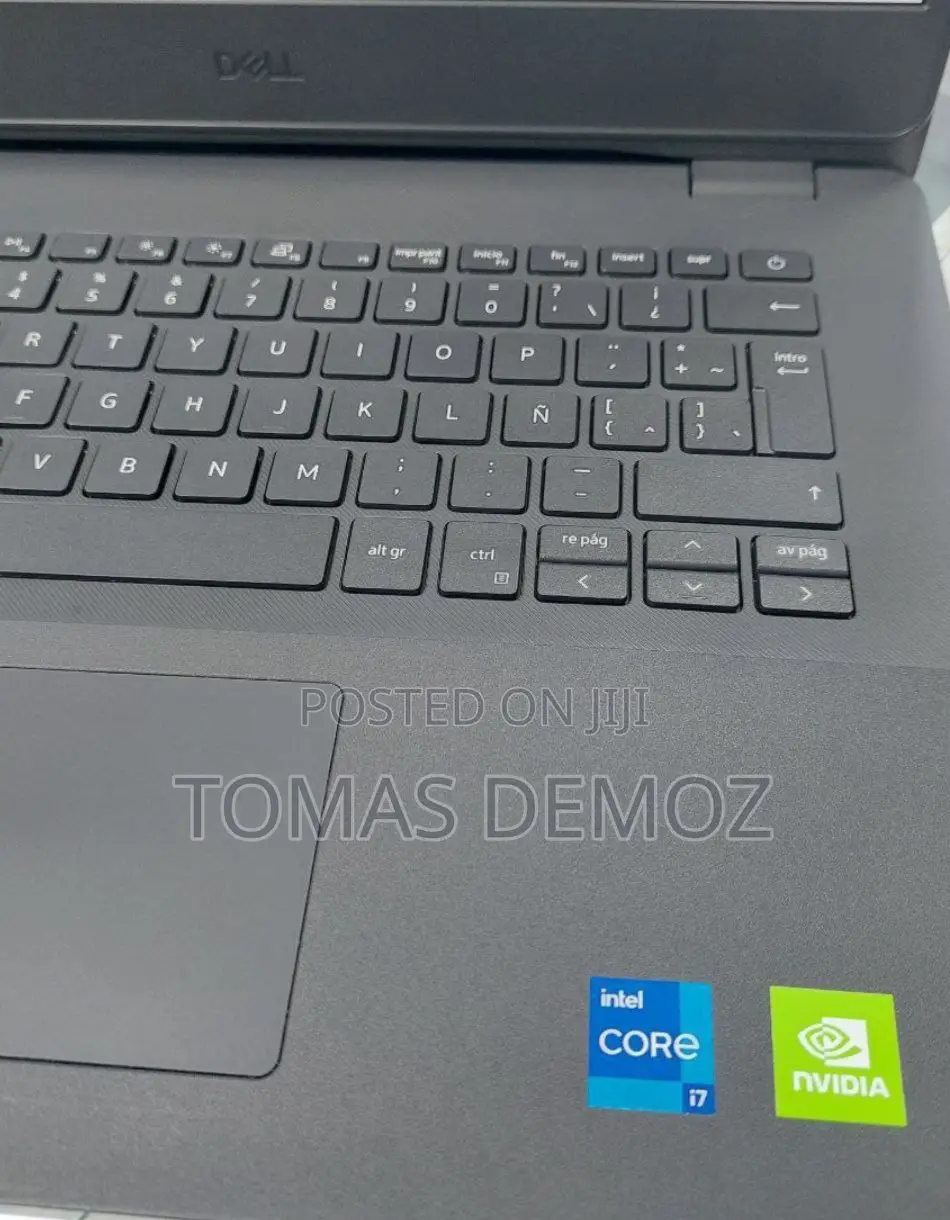 New Laptop Dell Inspiron 15 16GB Intel Core I7 SSD 1T