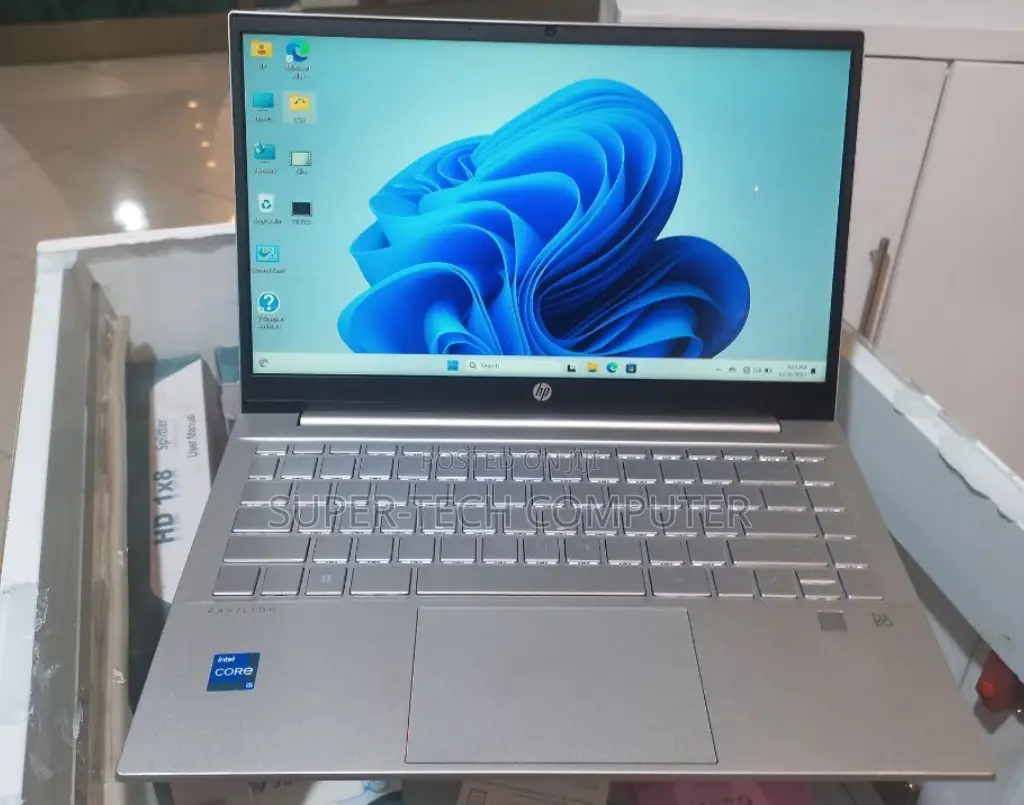 New Laptop HP Pavilion 11 16GB Intel Core I5 SSD 512GB