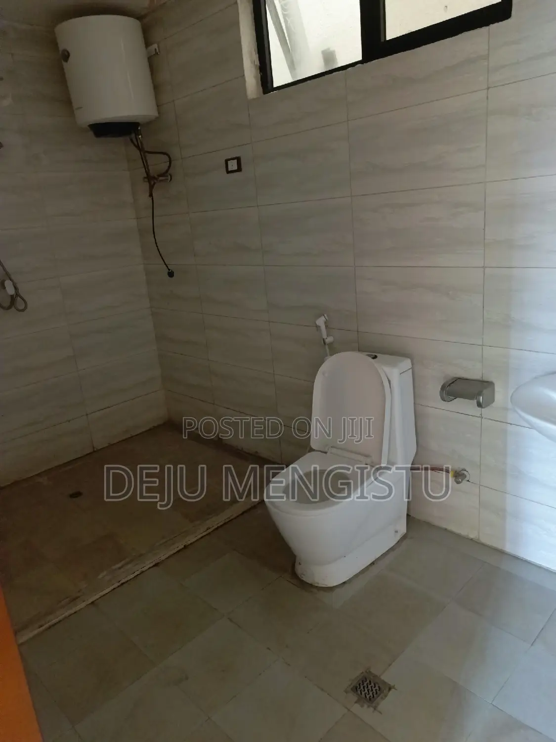 5bdrm House in ሰባ ሁለት(72), Bole for rent