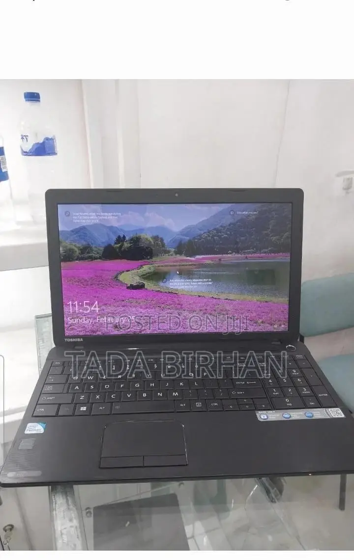 Laptop Toshiba Satellite C850 4GB Intel Core i5 HDD 350GB