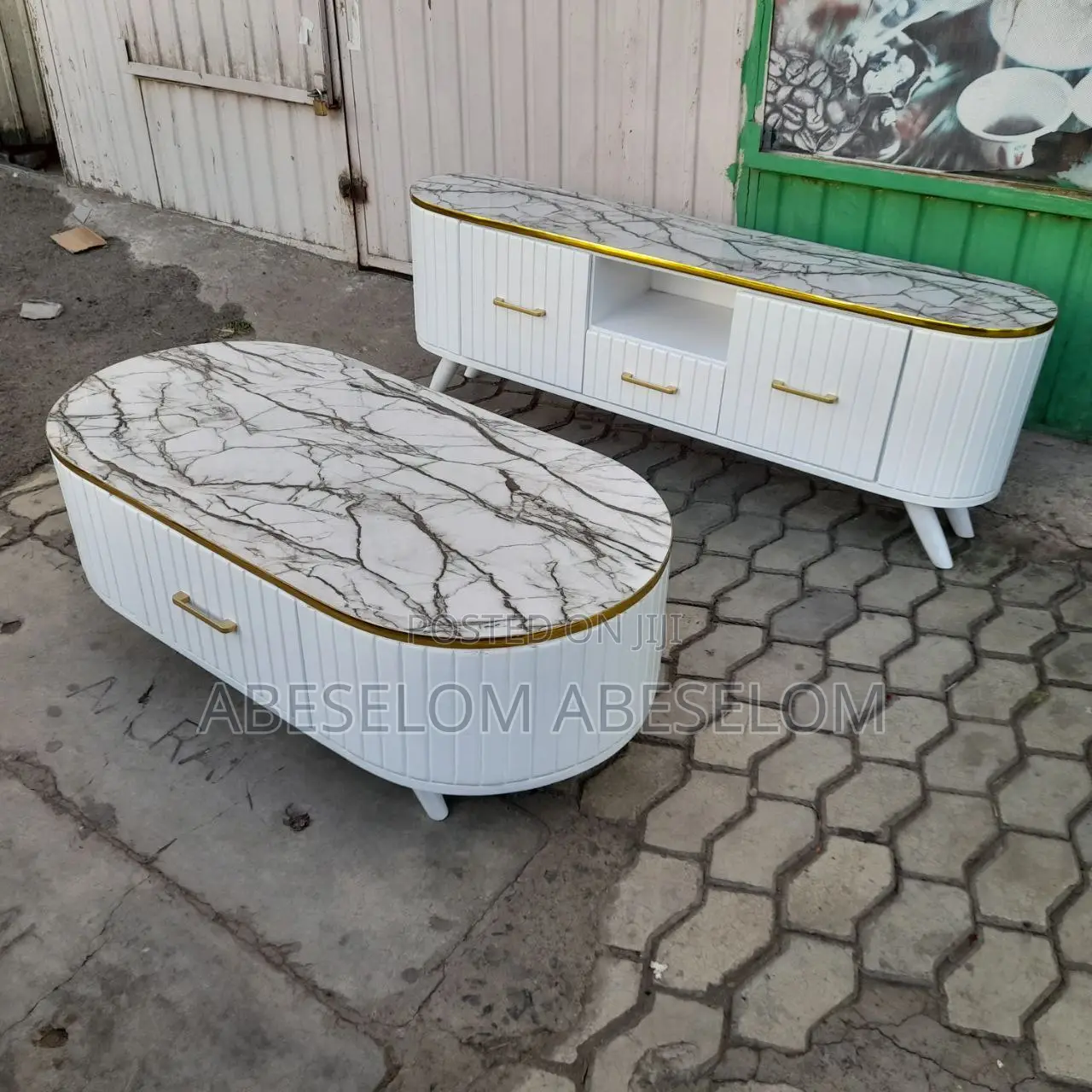 1,50 Cm ቲቪ እስታንድ እና ጠረጴዛ