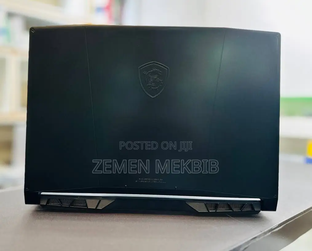 New Laptop MSI 16GB Intel Core I7 SSD 512GB