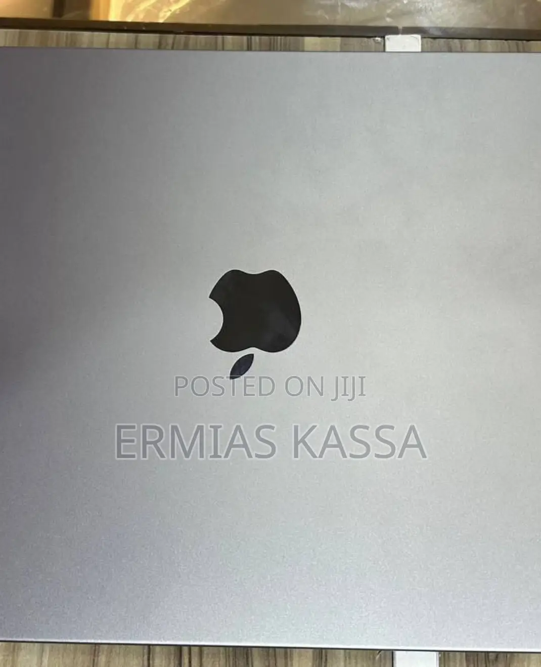 New Laptop Apple MacBook Pro 2021 M1 32GB Apple M1 Pro SSD 512GB