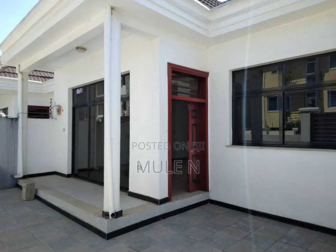 Furnished 3bdrm Villa in Ayat Hayile Real, Yeka for sale