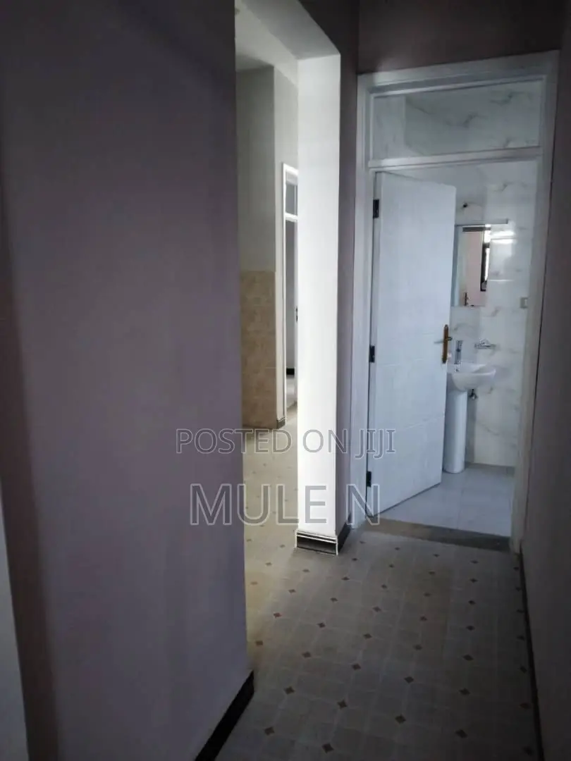 Furnished 3bdrm Villa in Ayat Hayile Real, Yeka for sale