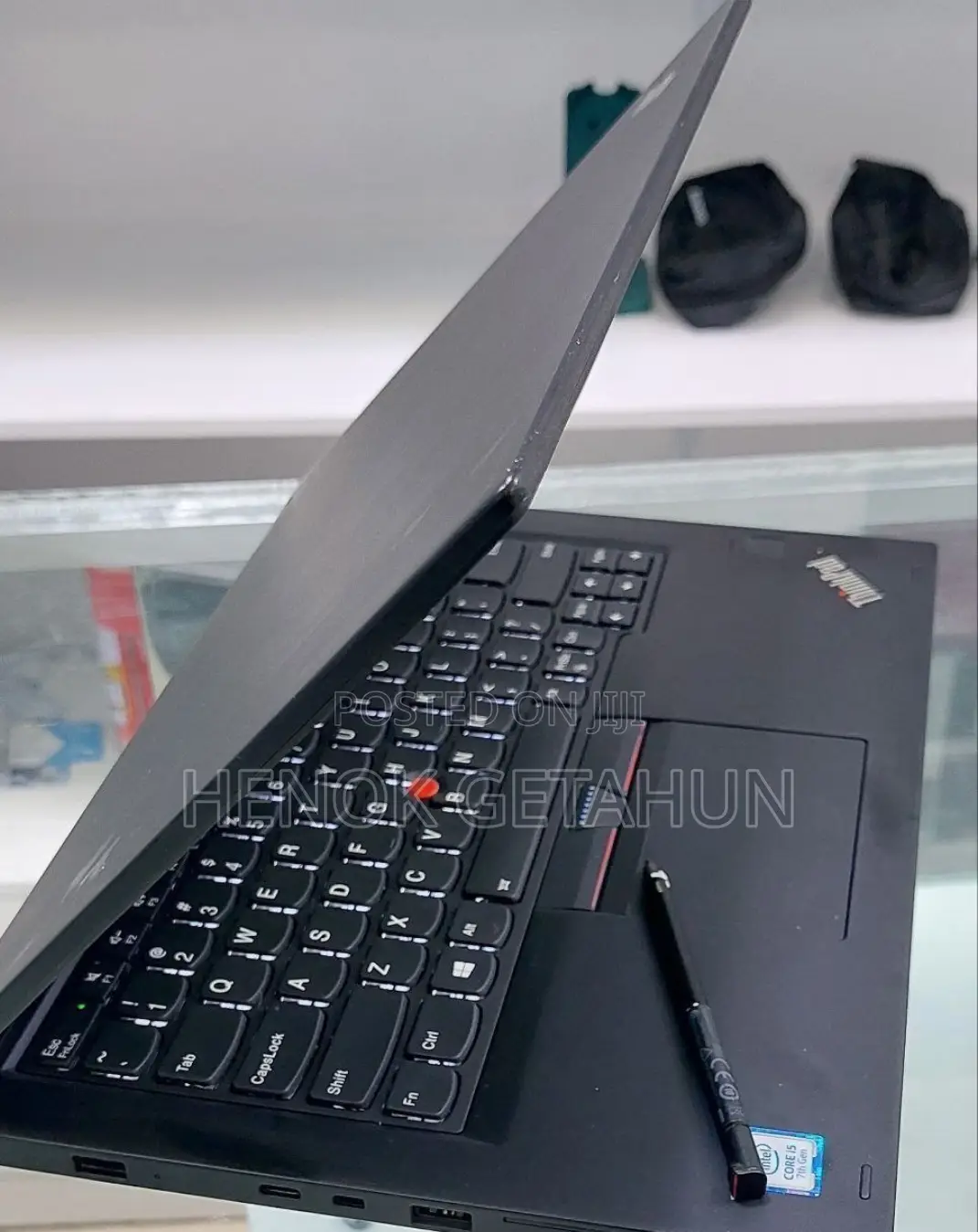 New Laptop Lenovo ThinkPad Yoga 8GB Intel Core I5 SSD 512GB