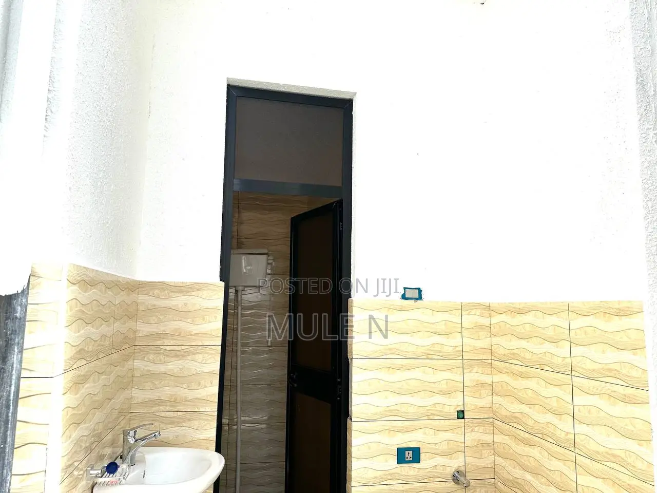 Furnished 3bdrm Villa in Ayat 49, Yeka for sale