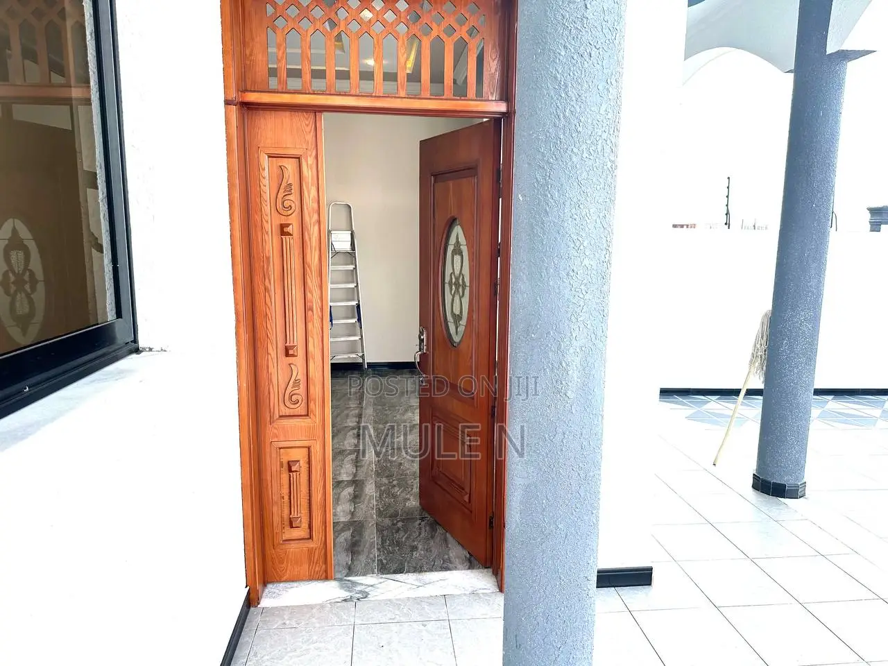 Furnished 3bdrm Villa in Ayat 49, Yeka for sale