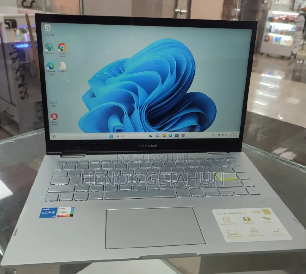 New Laptop Asus VivoBook 15 X505BA 8GB Intel Core I5 SSD 512GB