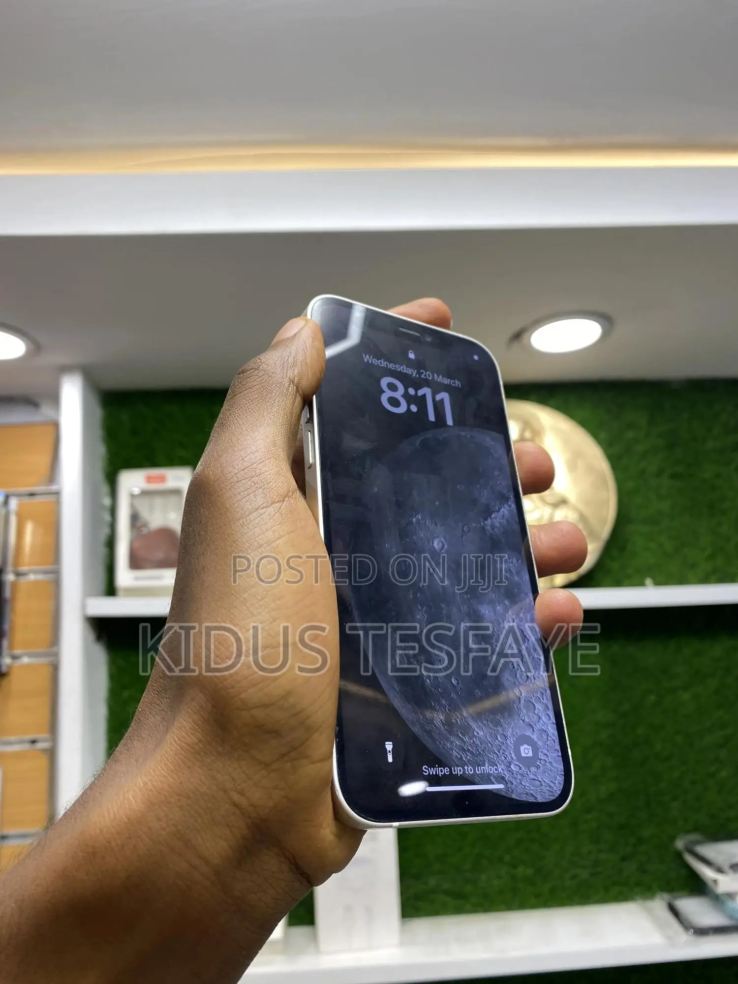 Apple iPhone 12 64 GB White