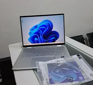 Photo - New Laptop HP Spectre 8GB Intel Core I5 SSD 512GB