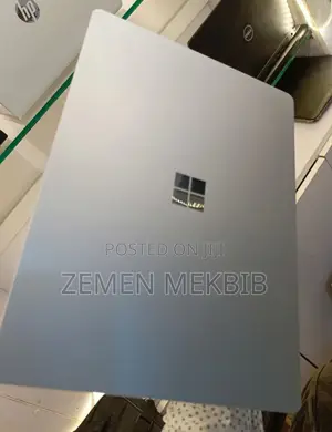 New Laptop Microsoft Surface Pro 9 8GB Intel Core I5 SSD 256GB