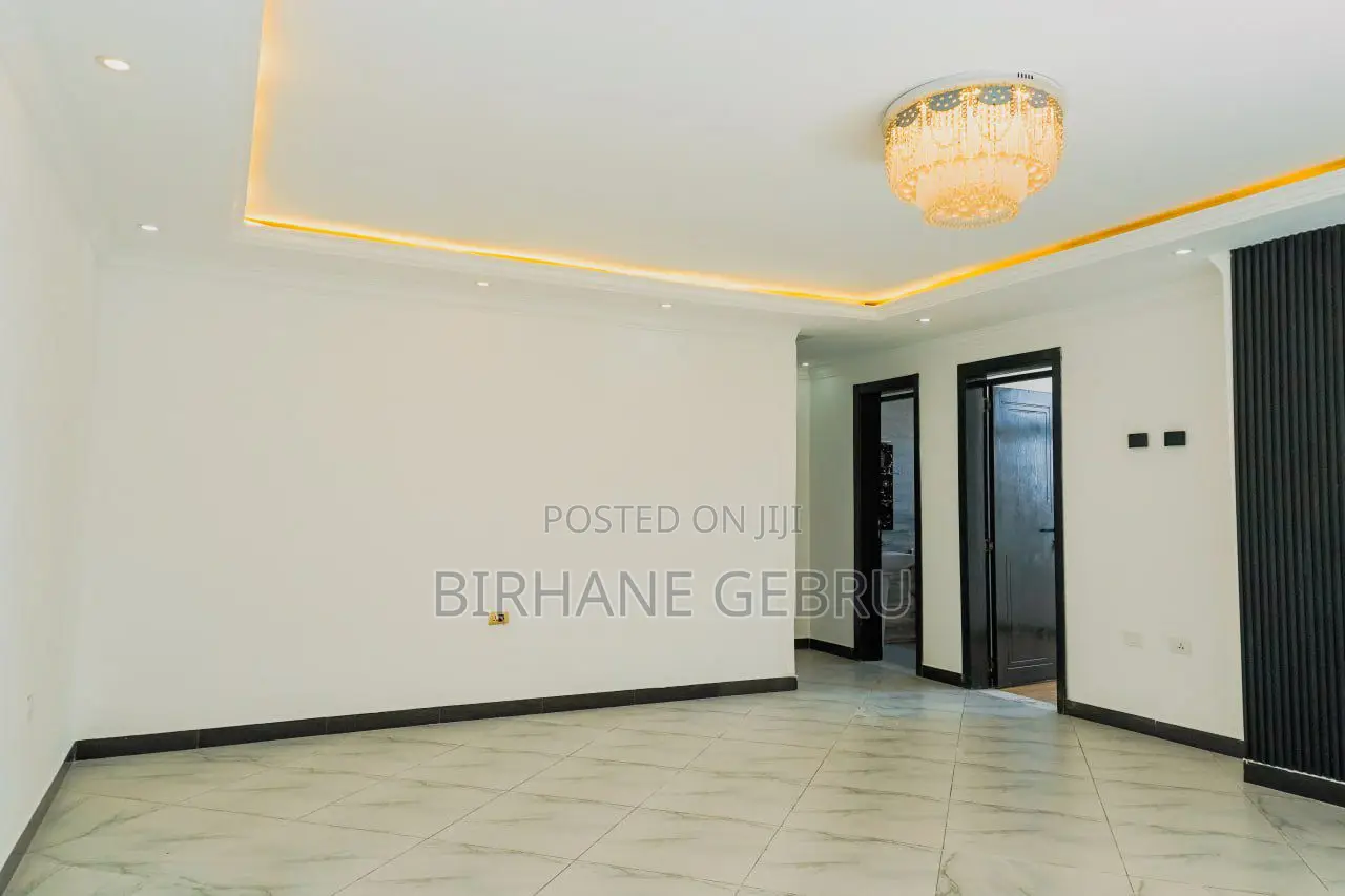 Lexure Apartiment Rent