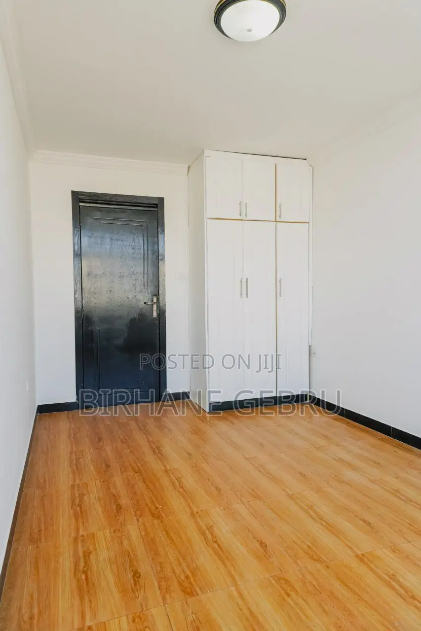 Lexure Apartiment Rent