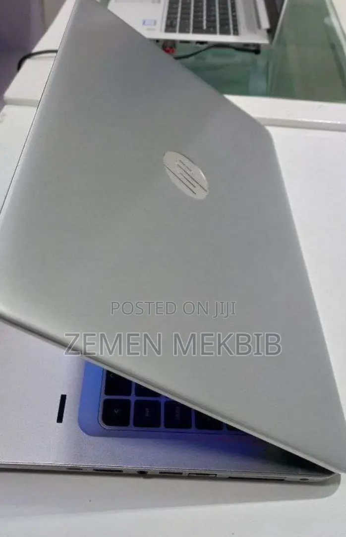 New Laptop HP 8GB Intel Core I5 HDD 1T
