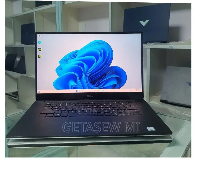 New Laptop Dell XPS 15 32GB Intel Core I7 SSD 1T