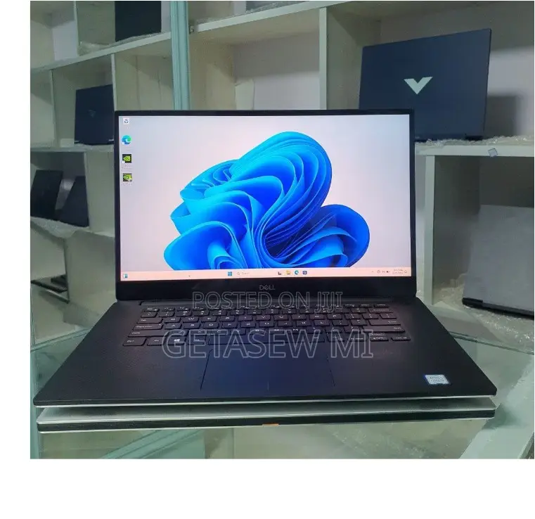 New Laptop Dell XPS 15 32GB Intel Core I7 SSD 1T