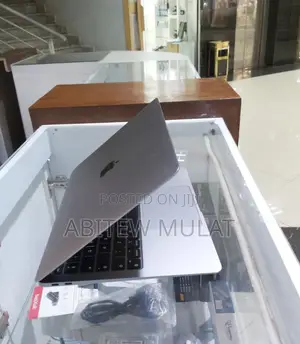 New Laptop Apple MacBook Air 2020 M1 8GB Apple M1 SSD 256GB