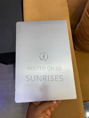 Photo - New Laptop Dell Latitude 5310 8GB Intel Core I7 SSD 256GB