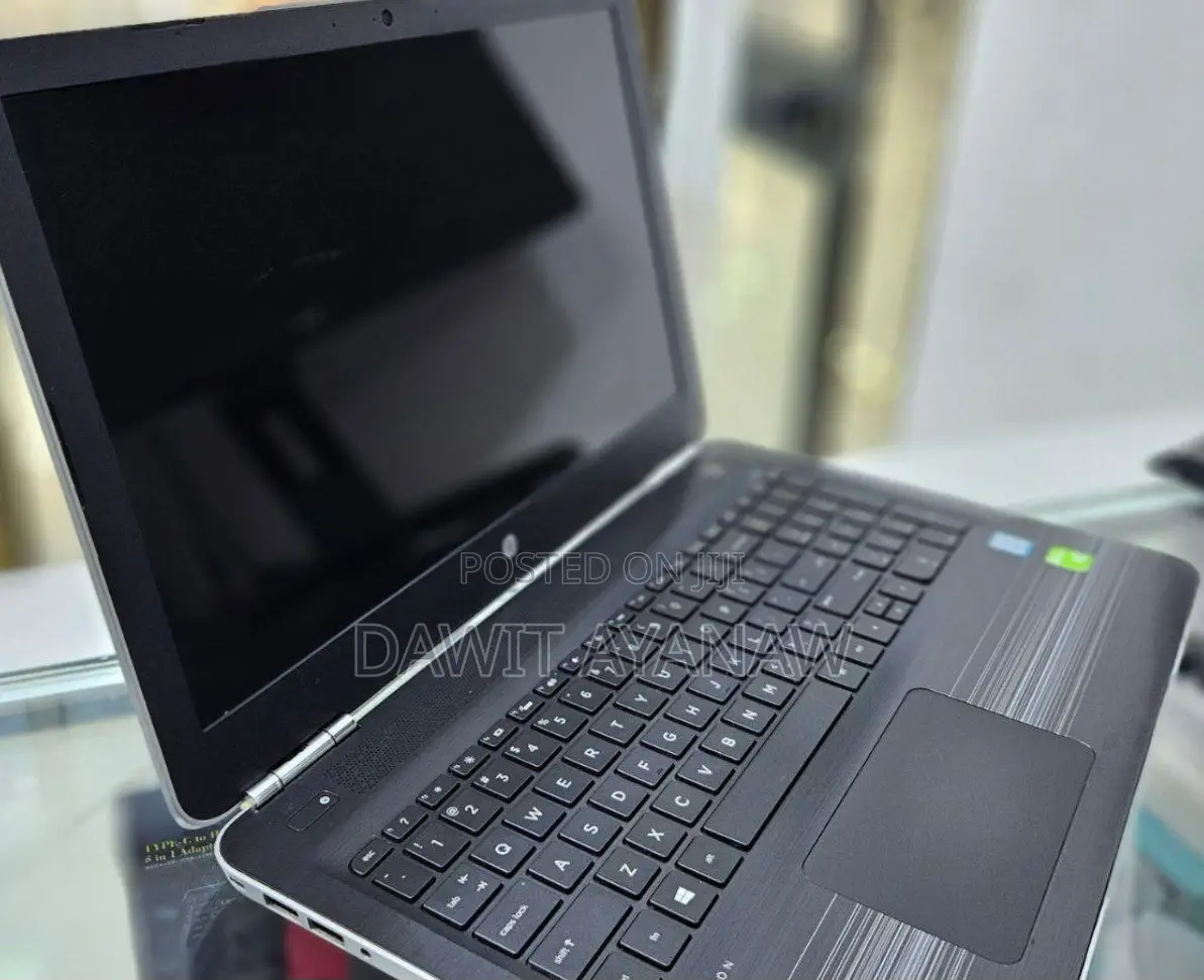 New Laptop HP Pavilion 15 8GB Intel Core I5 SSD 512GB