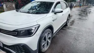 New Volkswagen ID.6 2022 White