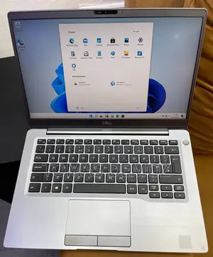 Photo - New Laptop Dell Latitude 5310 8GB Intel Core I7 SSD 256GB