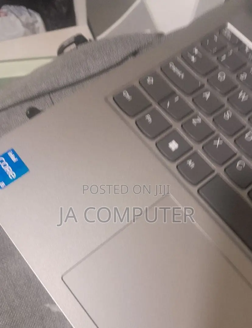 New Laptop Lenovo ThinkPad Yoga 16GB Intel Core I5 SSD 1T