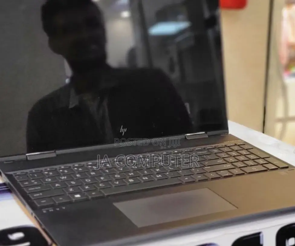 New Laptop HP Envy X360 16GB AMD Ryzen 5 SSD 512GB