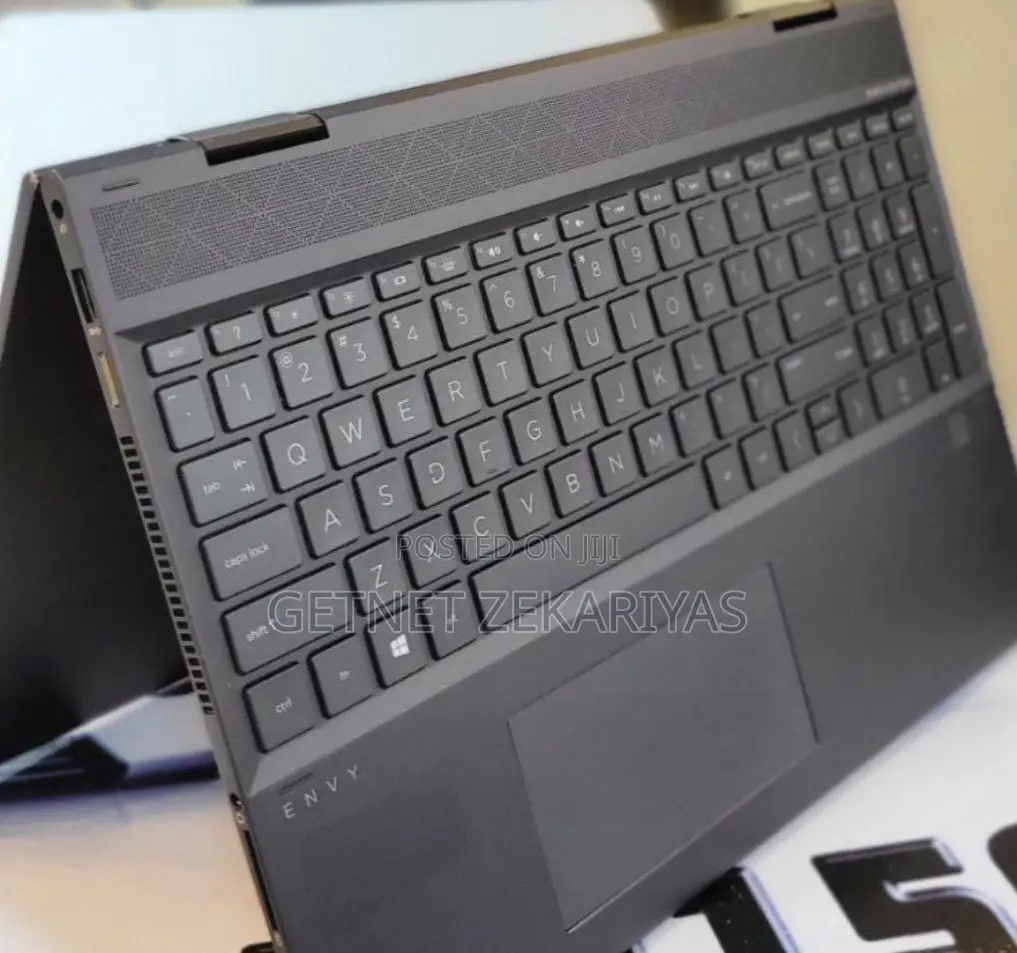 New Laptop HP Envy 15 8GB AMD Ryzen 5 SSD 512GB