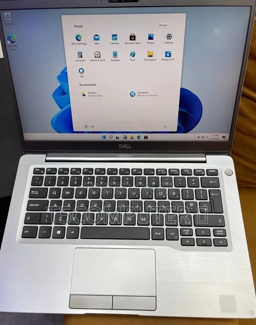 New Laptop Dell Latitude 7300 8GB Intel Core I7 SSD 256GB