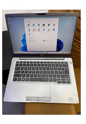 New Laptop Dell Latitude 7300 16GB Intel Core I7 SSD 512GB