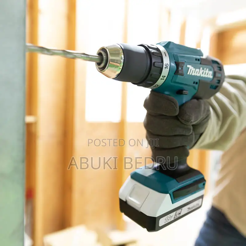 Makita Charger Drill