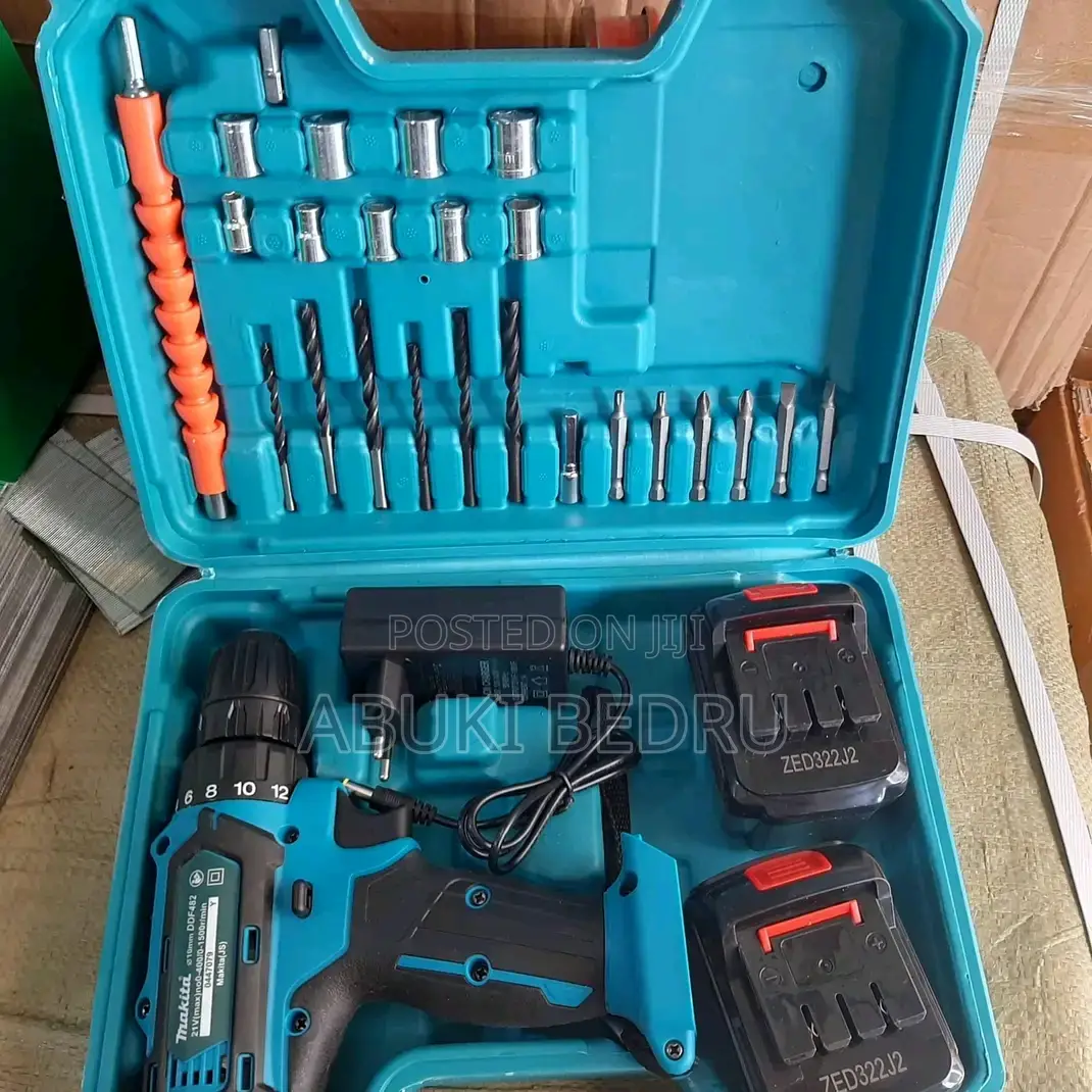 Makita Charger Drill
