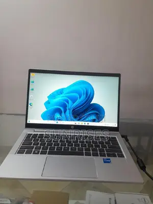 Photo - New Laptop HP ProBook 430 8GB Intel Core I5 SSD 512GB