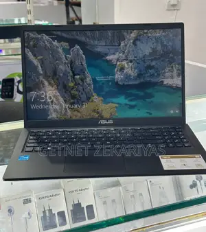 New Laptop Asus VivoBook 15 X505BA 8GB Intel Core I3 SSD 256GB