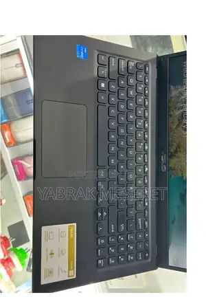 New Laptop Asus VivoBook 15 X505BA 8GB Intel Core I3 SSD 256GB