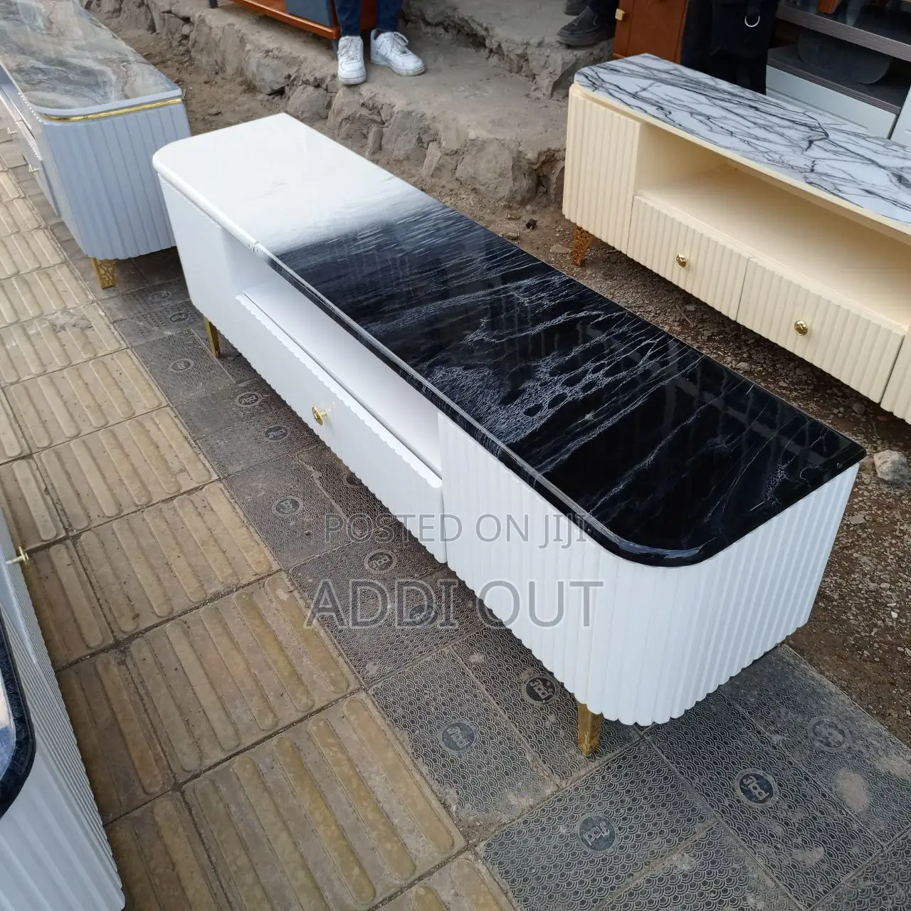 Tv Stand/ቲቪ ማስቀመጫ