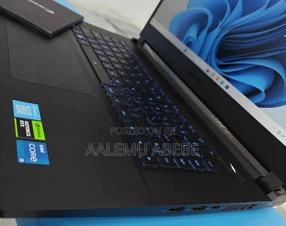 New Laptop 16GB Intel Core I5 SSD 512GB