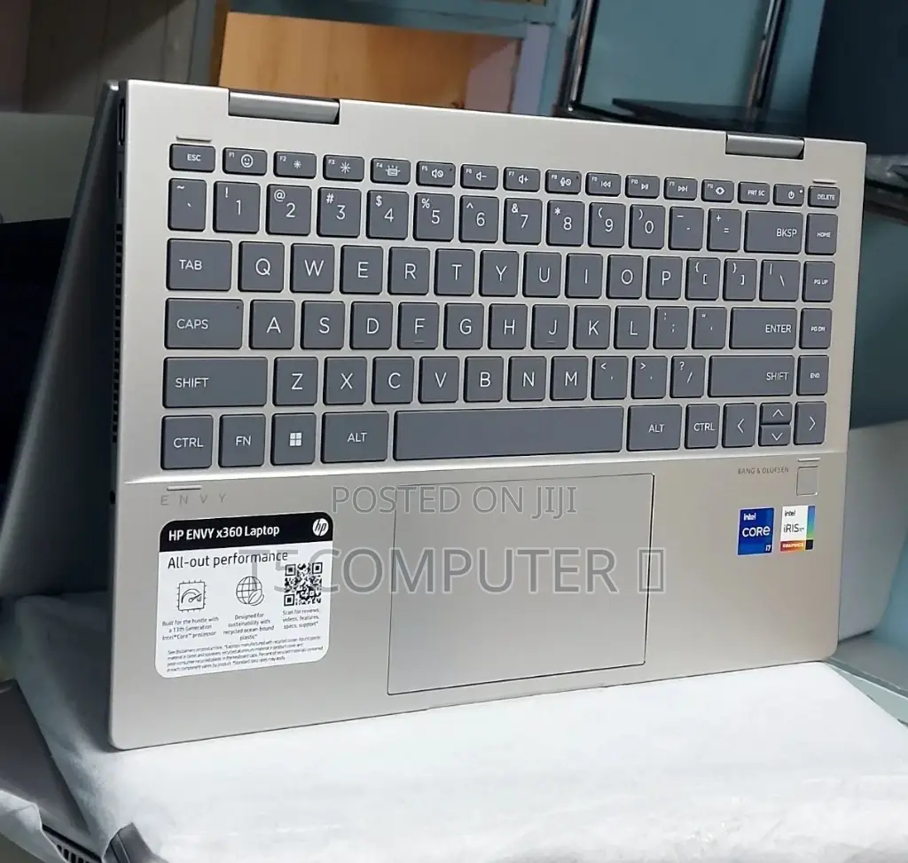 New Laptop HP Envy X360 16GB Intel Core I7 SSD 1T