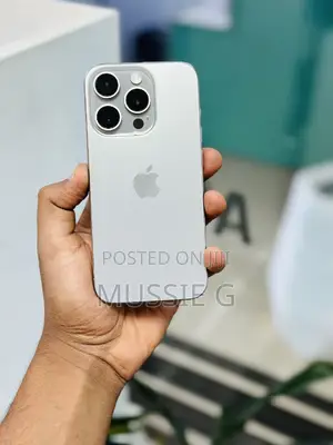 New Apple iPhone 15 Pro 256 GB Silver